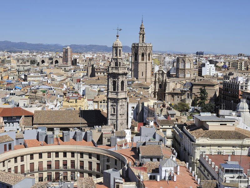 MEGA PORTEKİZ & ENDULUS & ISPANYA TURU Pegasus Havayolları ile 7 gece