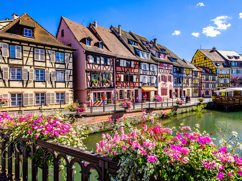 BERNİNA EXPRESS ILE  BİR AVRUPA MASALI TURU Pegasus Havayolları ile 7 gece