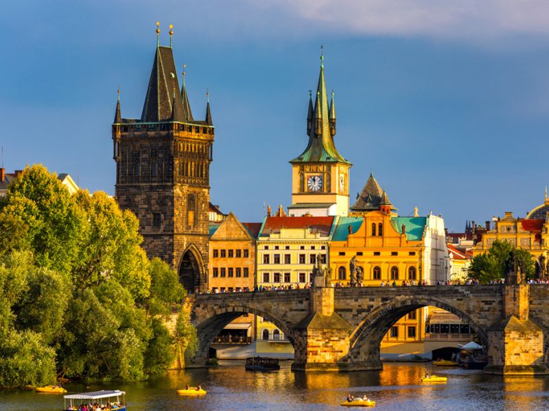 Bohemya'nın Işıltısı Prag Turu 4 Gece Ajet Havayolları İle