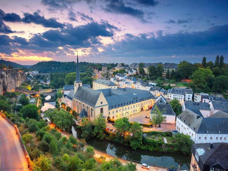 5 ÜLKE ILE BENELUX & PARİS & KÖLN TURU Türk Hava Yolları ile 7 gece